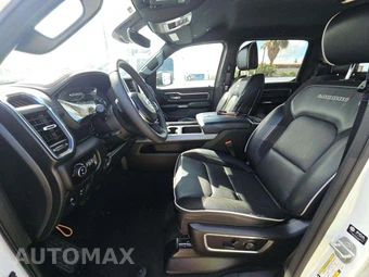 2025 Ram 1500 Laramie Crew Cab Short Bed - miniatura 6