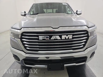 2025 Ram 1500 Laramie Crew Cab Short Bed - miniatura 2