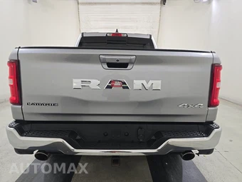 2025 Ram 1500 Laramie Crew Cab Short Bed - miniatura 5