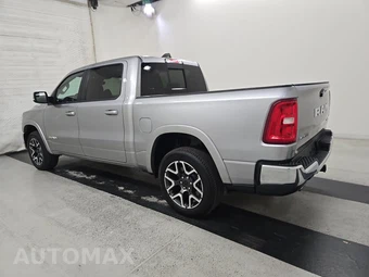 2025 Ram 1500 Laramie Crew Cab Short Bed - miniatura 6
