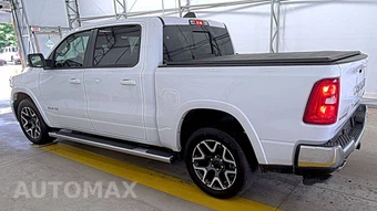 2025 Ram 1500 Laramie Crew Cab Short Bed - miniatura 6