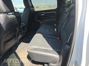 2025 Ram 1500 Laramie Crew Cab Short Bed - miniatura 13