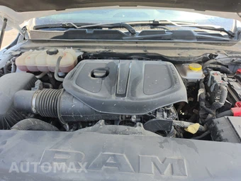 2025 Ram 1500 Laramie Crew Cab Short Bed - miniatura 15