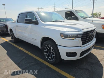 2025 Ram 1500 Laramie Crew Cab Short Bed - miniatura 3