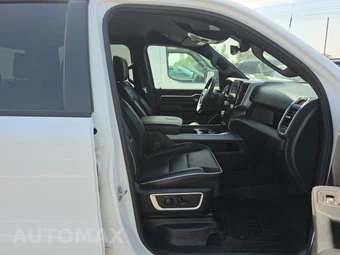 2025 Ram 1500 Laramie Crew Cab Short Bed - miniatura 8