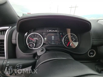 2025 Ram 1500 Laramie Crew Cab Short Bed - miniatura 12