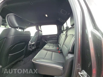 2025 Ram 1500 Laramie Crew Cab Short Bed - miniatura 13
