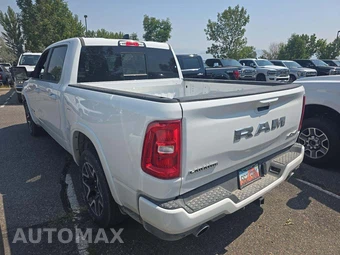 2025 Ram 1500 Laramie Crew Cab Short Bed - miniatura 2