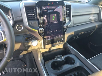 2025 Ram 1500 Laramie Crew Cab Short Bed - miniatura 11