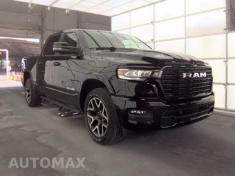 2025 Ram 1500 Laramie Crew Cab Short Bed - miniatura 3
