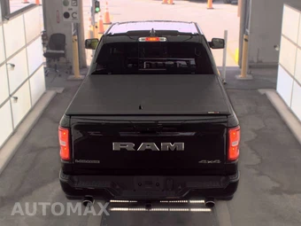2025 Ram 1500 Laramie Crew Cab Short Bed - miniatura 5