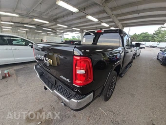 2025 Ram 1500 Laramie Crew Cab Short Bed - miniatura 4