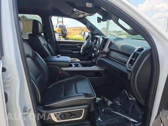 2025 Ram 1500 Laramie Crew Cab Short Bed - miniatura 15