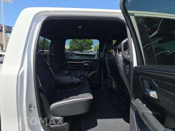 2025 Ram 1500 Laramie Crew Cab Short Bed - miniatura 13