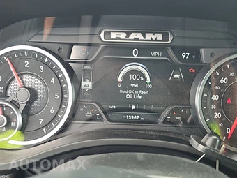 2025 Ram 1500 Laramie Crew Cab Short Bed - miniatura 12