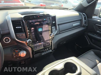 2025 Ram 1500 Laramie Crew Cab Short Bed - miniatura 11