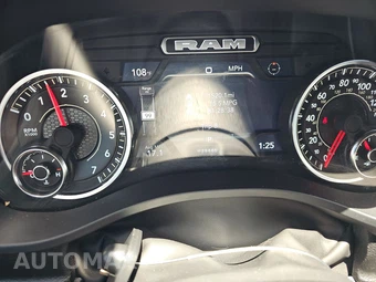 2025 Ram 1500 Laramie Crew Cab Short Bed - miniatura 12