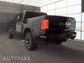 2025 Ram 1500 Laramie Crew Cab Short Bed - miniatura 6
