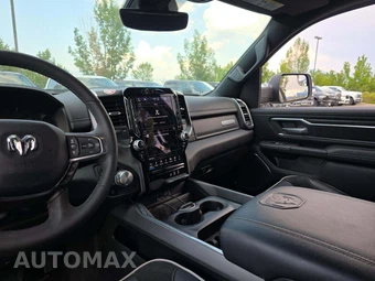 2025 Ram 1500 Laramie Crew Cab Short Bed - miniatura 10