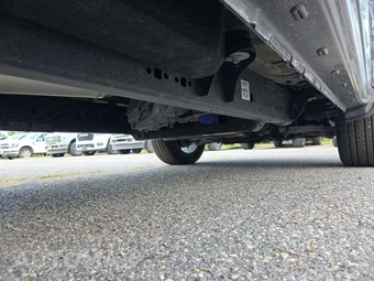 2025 Ram 1500 Laramie Crew Cab Short Bed - miniatura 17