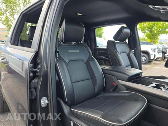 2025 Ram 1500 Laramie Crew Cab Short Bed - miniatura 18