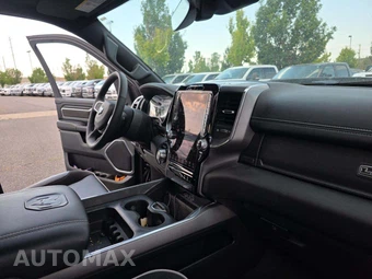 2025 Ram 1500 Laramie Crew Cab Short Bed - miniatura 19