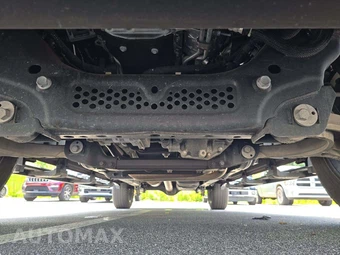 2025 Ram 1500 Laramie Crew Cab Short Bed - miniatura 17