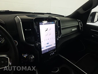 2025 Ram 1500 Laramie Crew Cab Short Bed - miniatura 11