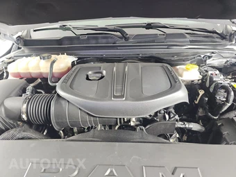 2025 Ram 1500 Laramie Crew Cab Short Bed - miniatura 16