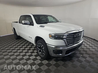2025 Ram 1500 Laramie Crew Cab Short Bed - miniatura 3
