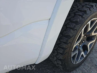 2025 Ram 1500 Laramie Crew Cab Short Bed - miniatura 18