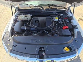 2025 Ram 1500 Laramie Crew Cab Short Bed - miniatura 22