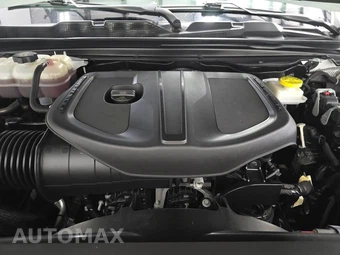 2025 Ram 1500 Laramie Crew Cab Short Bed - miniatura 15
