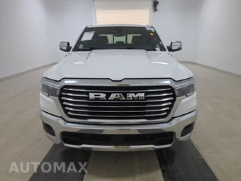 2025 Ram 1500 Laramie Crew Cab Short Bed - miniatura 2