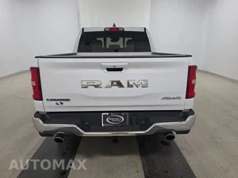 2025 Ram 1500 Laramie Crew Cab Short Bed - miniatura 5