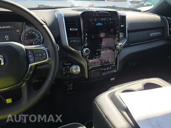 2025 Ram 1500 Laramie Crew Cab Short Bed - miniatura 11