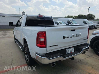 2025 Ram 1500 Laramie Crew Cab Short Bed - miniatura 2