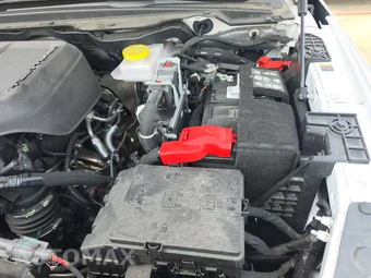 2025 Ram 1500 Laramie Crew Cab Short Bed - miniatura 22