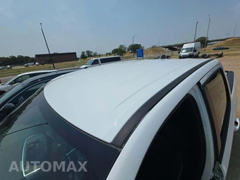 2025 Ram 1500 Laramie Crew Cab Short Bed - miniatura 12