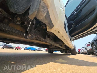 2025 Ram 1500 Laramie Crew Cab Short Bed - miniatura 17