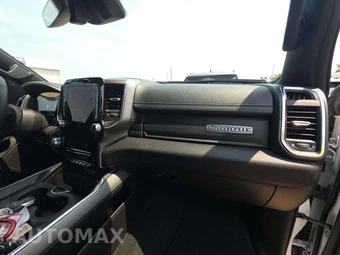 2025 Ram 1500 Laramie Crew Cab Short Bed - miniatura 19