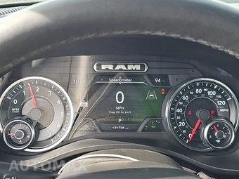 2025 Ram 1500 Laramie Crew Cab Short Bed - miniatura 12
