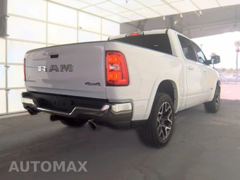 2025 Ram 1500 Laramie Crew Cab Short Bed - miniatura 4
