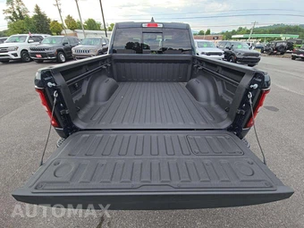 2025 Ram 1500 Laramie Crew Cab Short Bed – miniatura 11