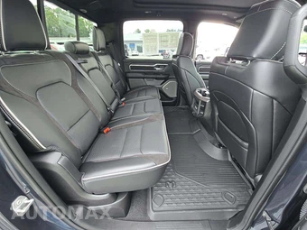2025 Ram 1500 Laramie Crew Cab Short Bed – miniatura 13
