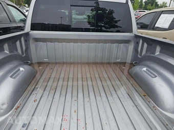 2025 Ram 1500 Laramie Crew Cab Short Bed - miniatura 14