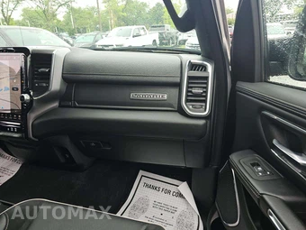 2025 Ram 1500 Laramie Crew Cab Short Bed - miniatura 19
