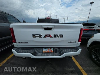 2025 Ram 1500 Laramie Crew Cab Short Bed - miniatura 5