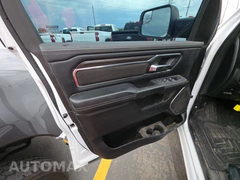 2025 Ram 1500 Laramie Crew Cab Short Bed - miniatura 9