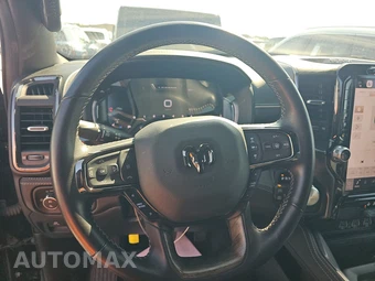 2025 Ram 1500 Limited Crew Cab Short Bed – miniatura 10